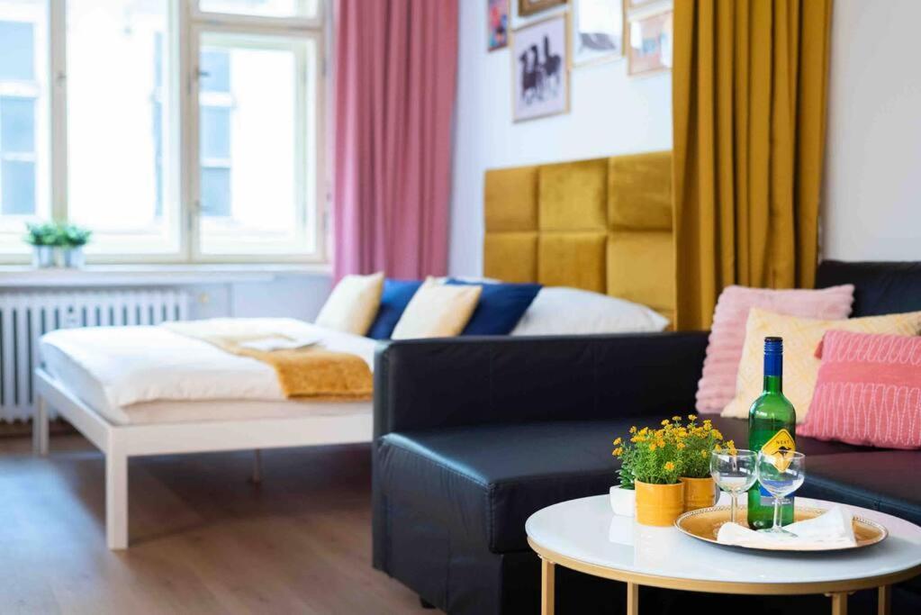 Golden Sunny Apartment, Centre, For 3 People * Praha